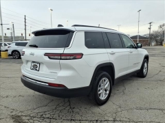 Used 2024  Jeep Grand Cherokee L Laredo 4x2 at Best Choice Motors near Lafayette&comma; IN