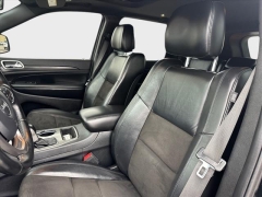 Used 2020  Jeep Grand Cherokee 4d SUV 4WD Laredo Altitude at Best Choice Motors near Lafayette&comma; IN