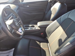 Used 2022  Nissan Altima 2&period;5 SR AWD Sedan at Best Choice Motors near Lafayette&comma; IN