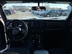 Used 2019  Jeep Wrangler Unlimited 4d SUV 4WD Sport S at Best Choice Motors near Lafayette&comma; IN