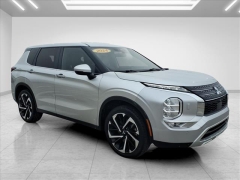  2024 Mitsubishi Outlander SE S-AWC at Best Choice Motors near Lafayette&comma; IN