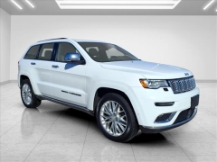  2018 Jeep Grand Cherokee 4d SUV 4WD Summit V6 at Best Choice Motors near Lafayette&comma; IN