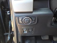 Used 2018  Ford F-150 4WD SuperCrew Lariat 6 1&sol;2 Dsl at Best Choice Motors near Lafayette&comma; IN