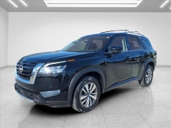 Used 2023  Nissan Pathfinder SL 4WD at Best Choice Motors near Lafayette&comma; IN