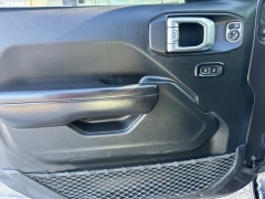 Used 2019  Jeep Wrangler Unlimited 4d SUV 4WD Sport S at Best Choice Motors near Lafayette&comma; IN