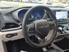 Used 2024  Chrysler Pacifica Touring L FWD at Best Choice Motors near Lafayette&comma; IN