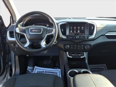 Used 2024  GMC Terrain FWD 4dr SLE at Best Choice Motors near Lafayette&comma; IN