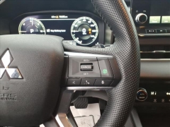 Used 2024  Mitsubishi Outlander Plug-In Hybrid SE S-AWC at Best Choice Motors near Lafayette&comma; IN