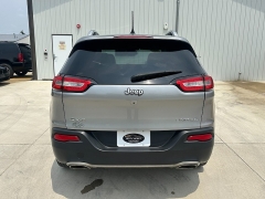 Used 2016 Jeep Cherokee 4d SUV 4WD Limited V6 at Best Choice Motors near Lafayette, IN