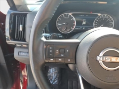 Used 2024  Nissan Pathfinder SV 4WD at Best Choice Motors near Lafayette&comma; IN