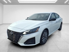 Used 2025  Nissan Altima SV AWD at Best Choice Motors near Lafayette&comma; IN