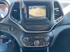 Used 2019  Jeep Cherokee 4d SUV 4WD Latitude Plus 2&period;0L Turbo at Best Choice Motors near Lafayette&comma; IN