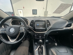 Used 2016 Jeep Cherokee 4d SUV 4WD Limited V6 at Best Choice Motors near Lafayette, IN