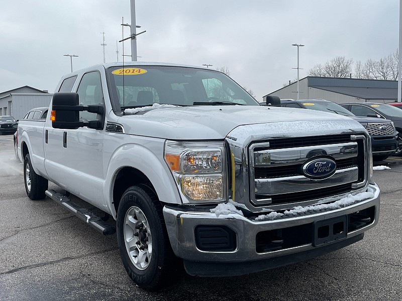 Used 2014  Ford Super Duty F-250 2WD Crew Cab XLT at Best Choice Motors near Lafayette, IN