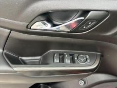 Used 2023  GMC Acadia FWD 4dr SLT at Best Choice Motors near Lafayette&comma; IN