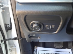 Used 2022  Jeep Grand Cherokee L Overland 4x4 at Best Choice Motors near Lafayette&comma; IN