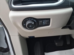 Used 2024  Chrysler Pacifica Touring L FWD at Best Choice Motors near Lafayette&comma; IN