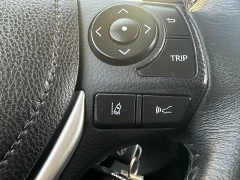 Used 2017 Toyota Corolla 4d Sedan SE CVT at Best Choice Motors near Lafayette, IN