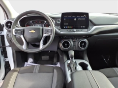 Used 2025  Chevrolet Blazer FWD 4dr LT w&sol;2LT at Best Choice Motors near Lafayette&comma; IN