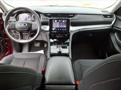 Used 2023  Jeep Grand Cherokee Laredo 4x4 at Best Choice Motors near Lafayette&comma; IN