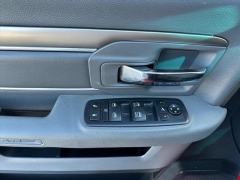 Used 2016  Ram 1500 2WD Crew Cab SLT at Best Choice Motors near Lafayette&comma; IN