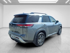Used 2024  Nissan Pathfinder SV 4WD at Best Choice Motors near Lafayette&comma; IN