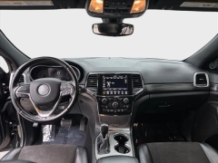 Used 2020  Jeep Grand Cherokee 4d SUV 4WD Laredo Altitude at Best Choice Motors near Lafayette&comma; IN