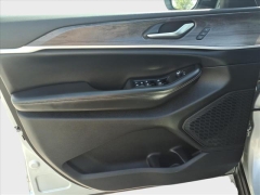 Used 2023  Jeep Grand Cherokee Limited 4x4 at Best Choice Motors near Lafayette&comma; IN