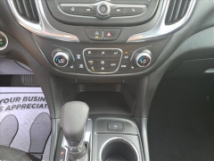 Used 2023  Chevrolet Equinox FWD 4dr LT w&sol;2FL at Best Choice Motors near Lafayette&comma; IN