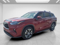Used 2022  Toyota Highlander XLE FWD at Best Choice Motors near Lafayette&comma; IN