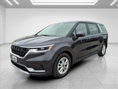 Used 2022  Kia Carnival LX Seat Package FWD at Best Choice Motors near Lafayette&comma; IN