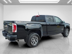 Used 2022  GMC Canyon 4WD Crew Cab 141" AT4 w&sol;Cloth at Best Choice Motors near Lafayette&comma; IN