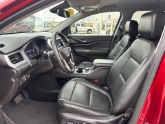 Used 2023  GMC Acadia FWD 4dr SLT at Best Choice Motors near Lafayette&comma; IN