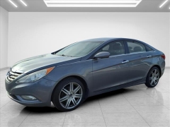 Used 2012  Hyundai Sonata 4d Sedan SE at Best Choice Motors near Lafayette&comma; IN