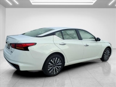 Used 2025  Nissan Altima SV AWD at Best Choice Motors near Lafayette&comma; IN