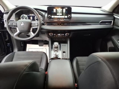 Used 2024  Mitsubishi Outlander Plug-In Hybrid SE S-AWC at Best Choice Motors near Lafayette&comma; IN