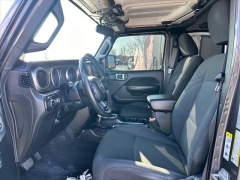 Used 2019  Jeep Wrangler Unlimited 4d SUV 4WD Sport S at Best Choice Motors near Lafayette&comma; IN