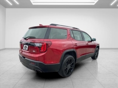 Used 2023  GMC Acadia FWD 4dr SLT at Best Choice Motors near Lafayette&comma; IN
