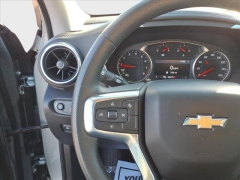 Used 2025  Chevrolet Blazer FWD 4dr LT w&sol;2LT at Best Choice Motors near Lafayette&comma; IN
