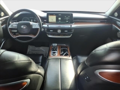 Used 2019  Kia K900 4d Sedan Luxury at Best Choice Motors near Lafayette&comma; IN