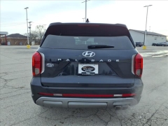 Used 2023  Hyundai Palisade SEL FWD at Best Choice Motors near Lafayette&comma; IN