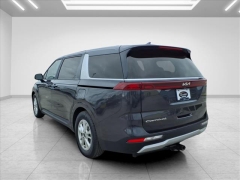 Used 2022  Kia Carnival LX Seat Package FWD at Best Choice Motors near Lafayette&comma; IN