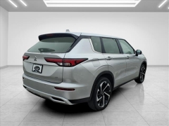 Used 2024  Mitsubishi Outlander SE S-AWC at Best Choice Motors near Lafayette&comma; IN