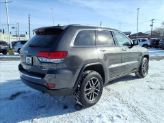 Used 2021  Jeep Grand Cherokee Limited 4x4 at Best Choice Motors near Lafayette&comma; IN