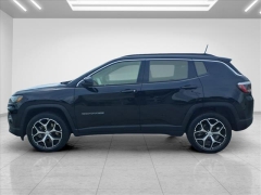 Used 2024  Jeep Compass Limited 4x4 at Best Choice Motors near Lafayette&comma; IN