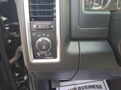 Used 2022  Ram 1500 Classic 4WD SLT Crew Cab 5'7" Box at Best Choice Motors near Lafayette&comma; IN