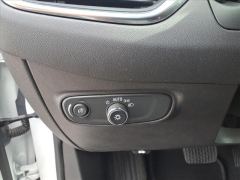 Used 2024  Chevrolet Equinox FWD 4dr LT w&sol;1LT at Best Choice Motors near Lafayette&comma; IN
