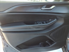 Used 2023  Jeep Grand Cherokee Laredo 4x4 at Best Choice Motors near Lafayette&comma; IN