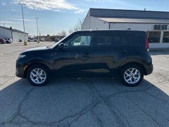 Used 2021  Kia Soul S IVT at Best Choice Motors near Lafayette&comma; IN
