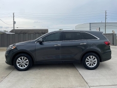 Used 2020 Kia Sorento 4d SUV FWD LX V6 at Best Choice Motors near Lafayette, IN